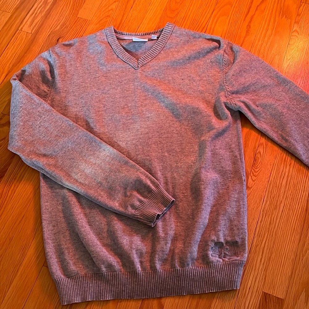 Buffalo v-neck sweater